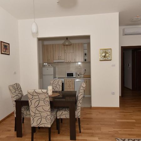 Lux Apartments Kristina 부드바 외부 사진