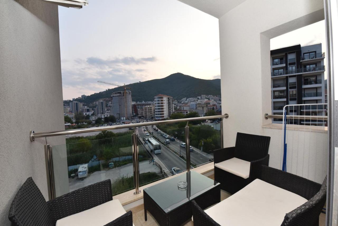 Lux Apartments Kristina 부드바 외부 사진