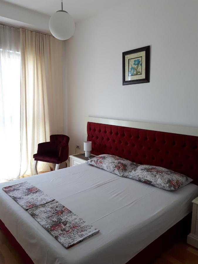 Lux Apartments Kristina 부드바 외부 사진