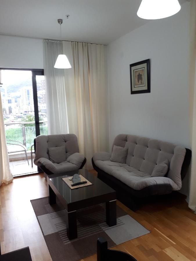 Lux Apartments Kristina 부드바 외부 사진