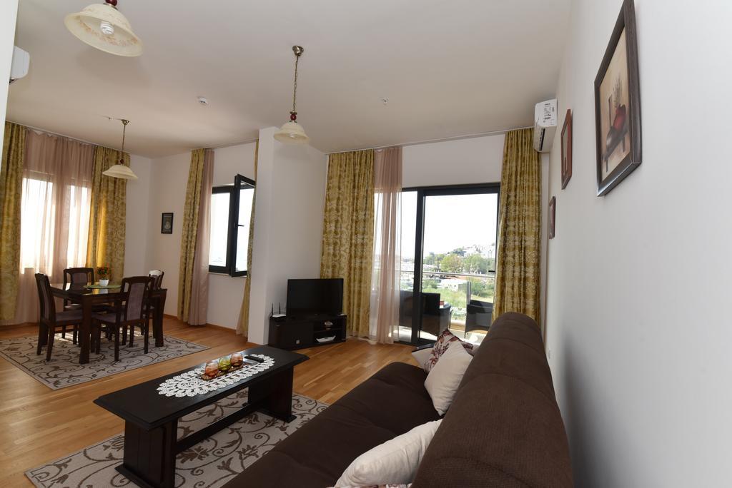 Lux Apartments Kristina 부드바 외부 사진