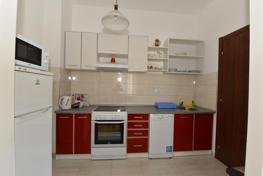 Lux Apartments Kristina 부드바 외부 사진