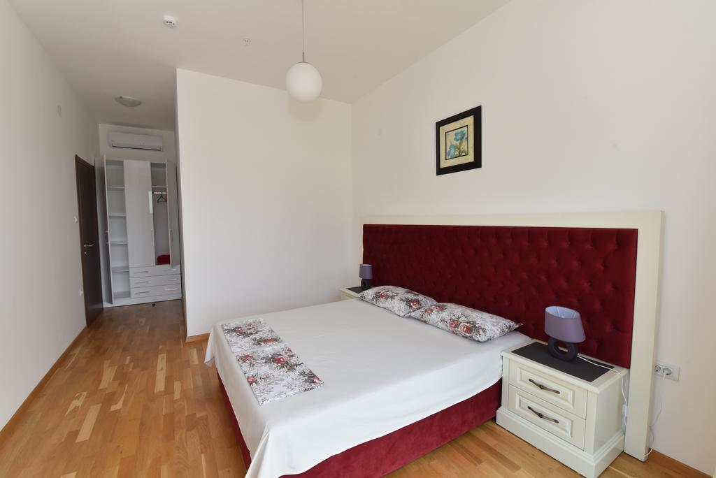 Lux Apartments Kristina 부드바 외부 사진