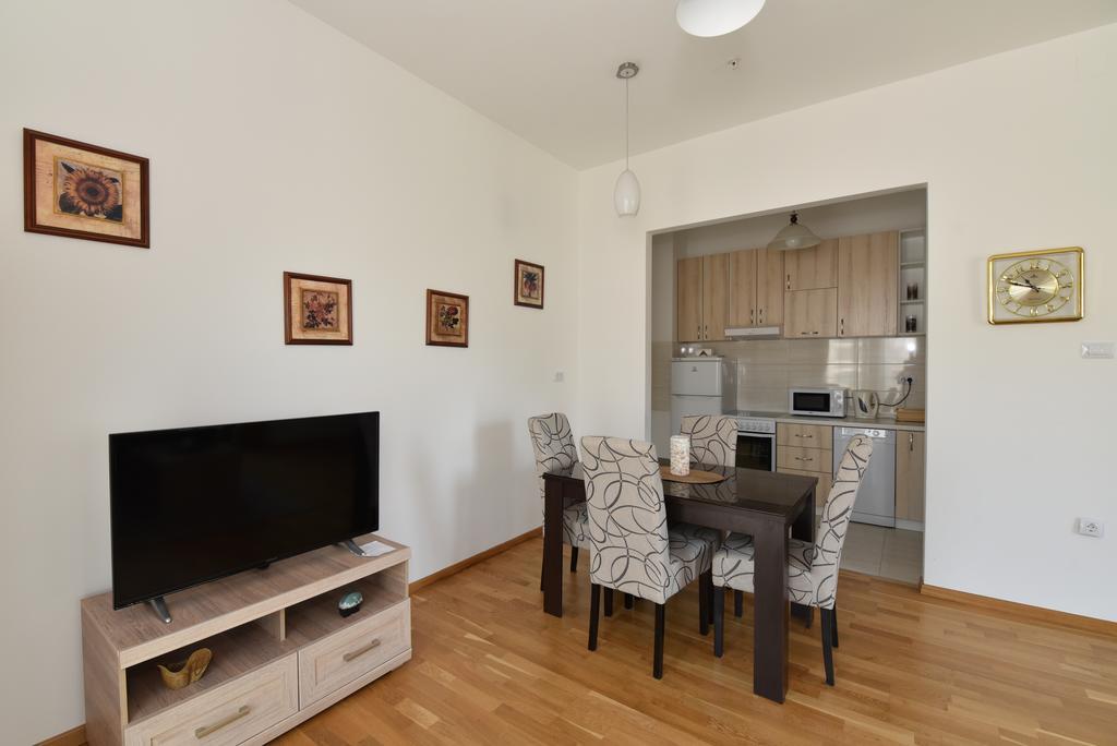 Lux Apartments Kristina 부드바 외부 사진