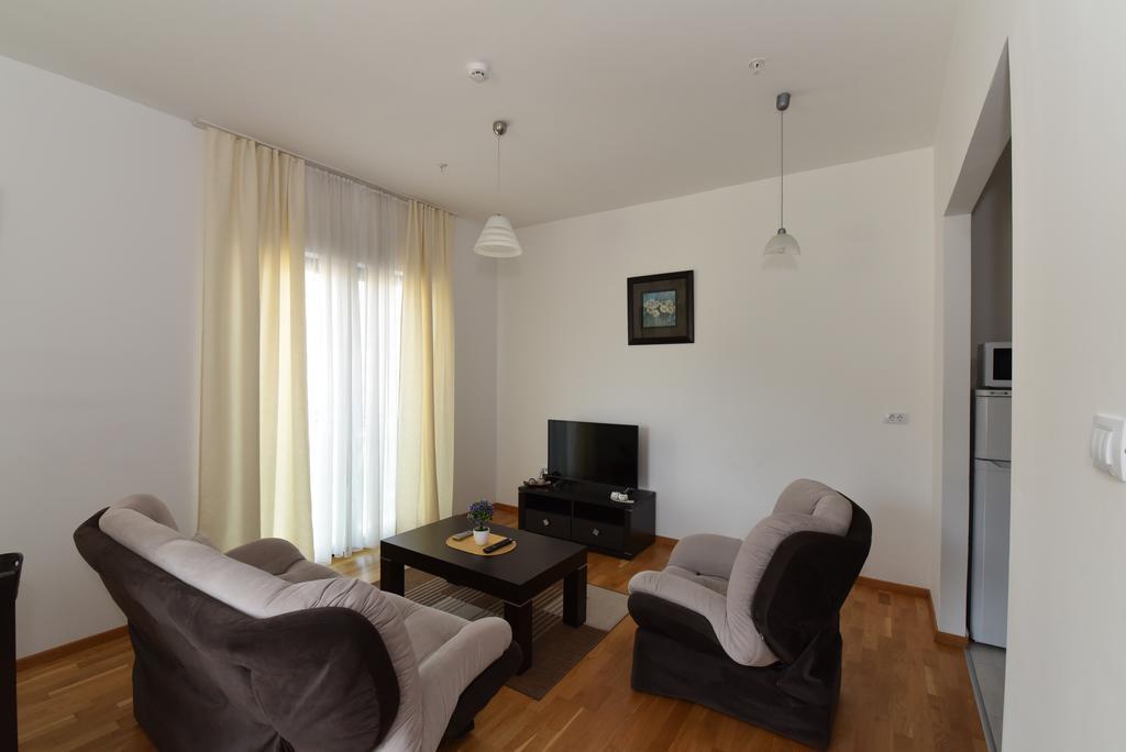 Lux Apartments Kristina 부드바 외부 사진