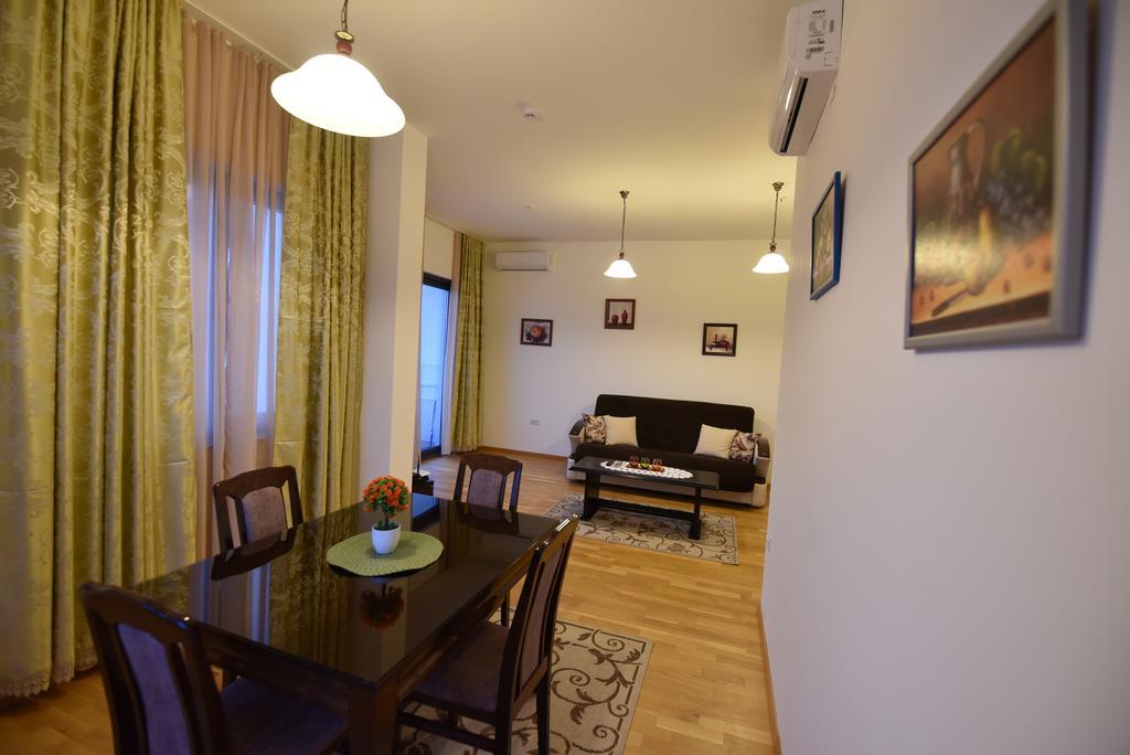 Lux Apartments Kristina 부드바 외부 사진